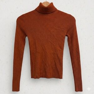 Abercrombie and Fitch Burnt Orange Turtleneck Sweater Ribbed Knit Elevated Basic